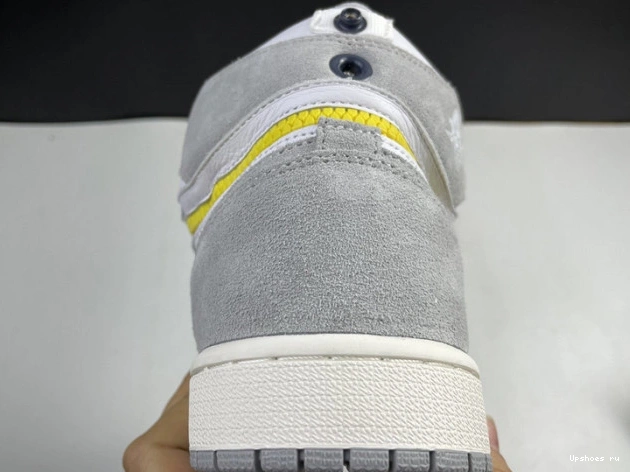 Smoke Switch Jordan 1 Air - High Light CW6576-100 0924